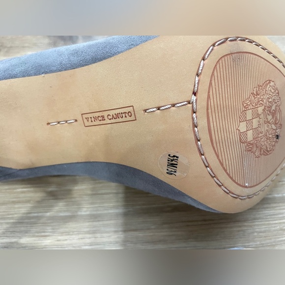 Vince Camuto Rallien size 5.5M magnet grey true velvet Leather suede NWOB - Picture 6 of 6